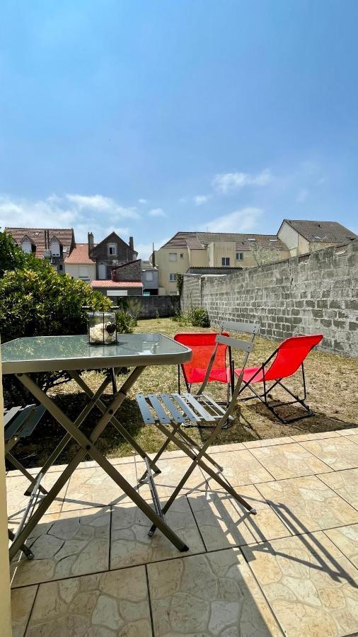 Appartement A Quelques Pas De La Plage Avec Jardin Merlimont-Plage Eksteriør bilde